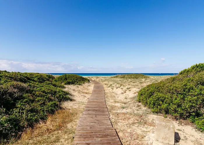 Urbanizacion De Lujo En Zahara De Los Atunes Con Acceso Privado A Playa, Piscina, Paddle