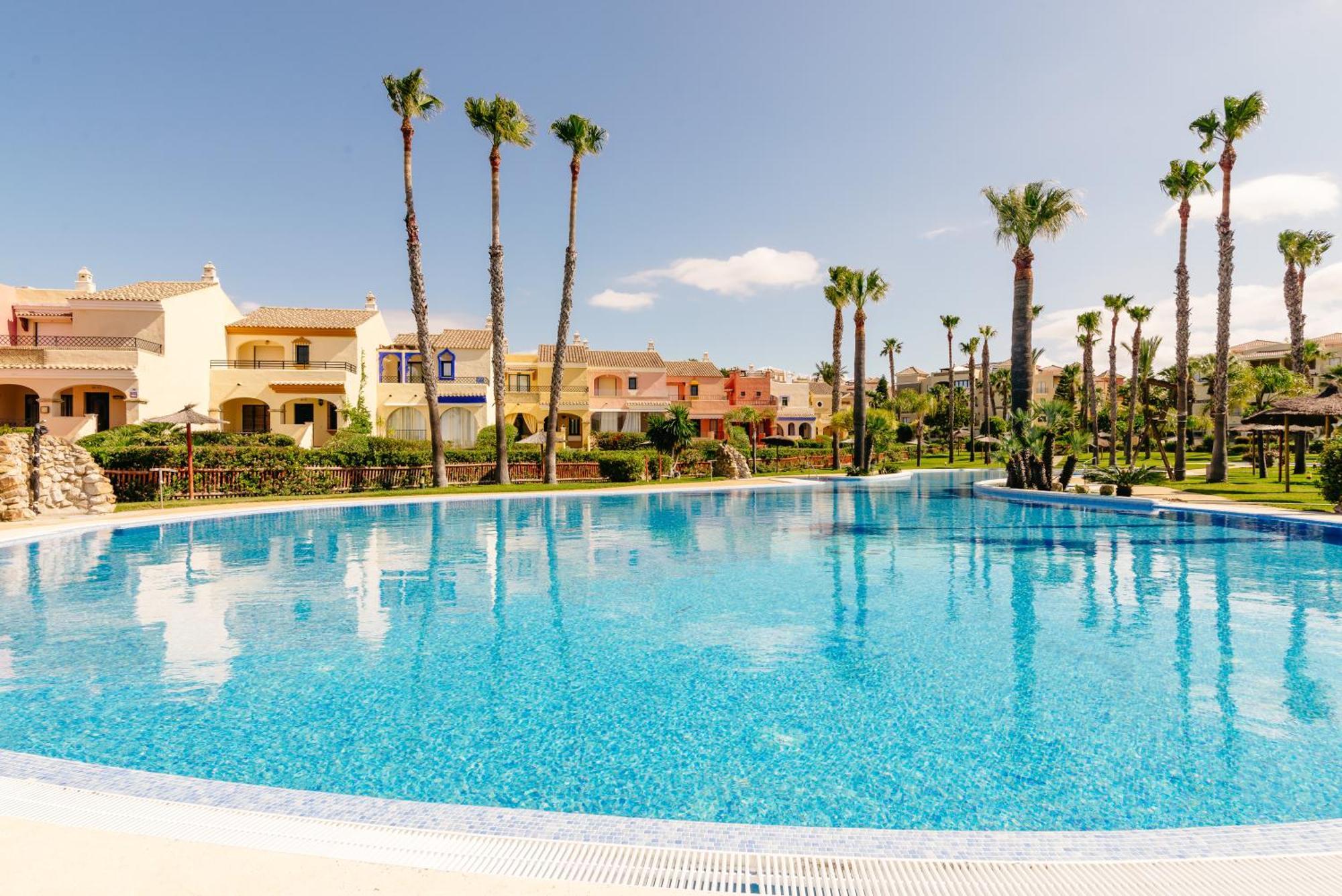 Appartement Urbanizacion De Lujo En Zahara De Atunes Con Acceso Privado A Playa, Piscina, Paddle *