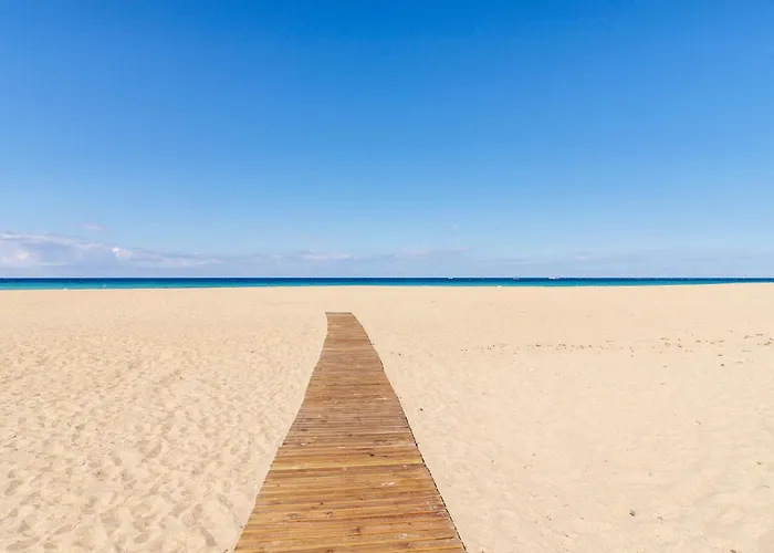 Urbanizacion De Lujo En Zahara De Los Atunes Con Acceso Privado A Playa, Piscina, Paddle